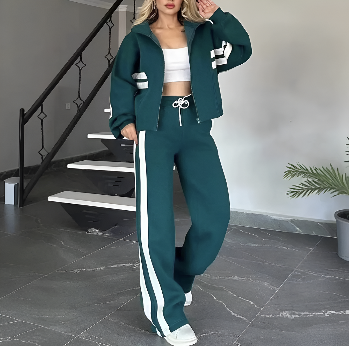 Conjunto Monique - Casaco + Calça Listrado - O Favorito do Inverno Europeu